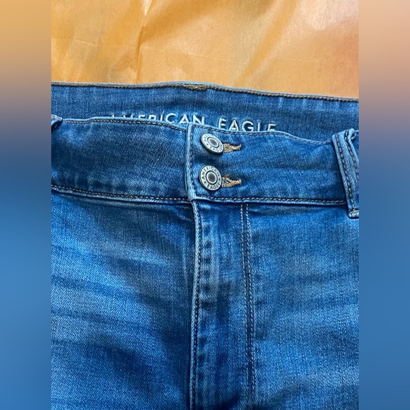 AE flare - Picture 3 of 6